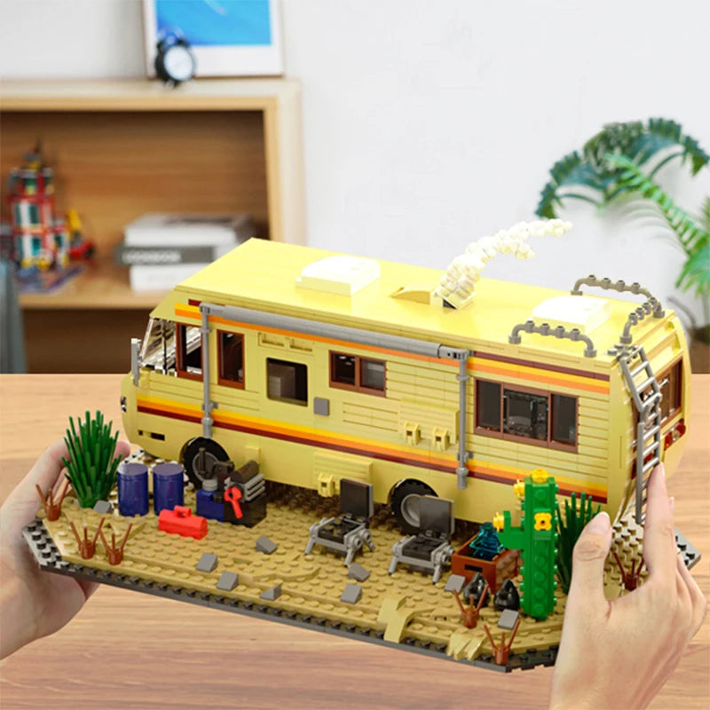 Breaking Bad Inspired RV Building Block Set – 900+PCS