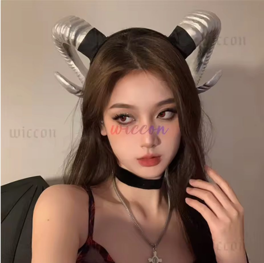 Black &amp; Gold Demon Horn Headdress