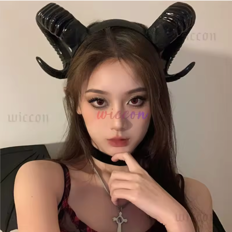 Black & Gold Demon Horn Headdress