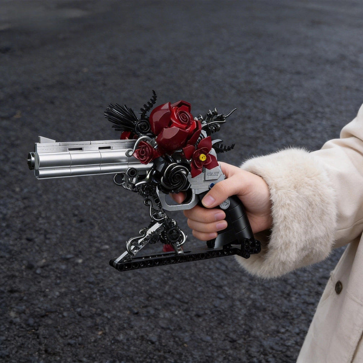 631 Pieces - Rose Revolver Building Block Set