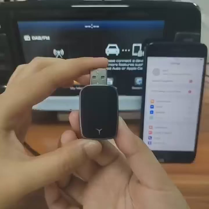 Wireless CarPlay &amp; Android Auto Smart Mini Adapter
